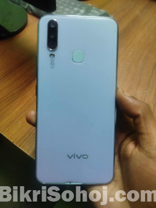 Vivo y17 8/257